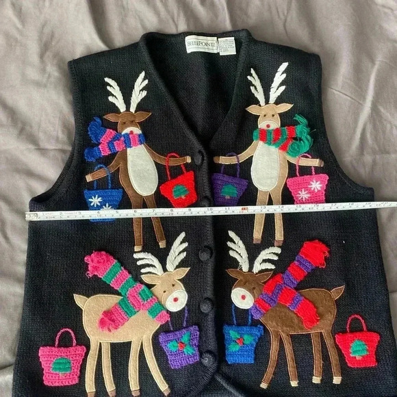 Vintage Belle Pointe Cardigan Sweater Christmas Reindeer SZ M Knit Winter - Picture 7 of 7